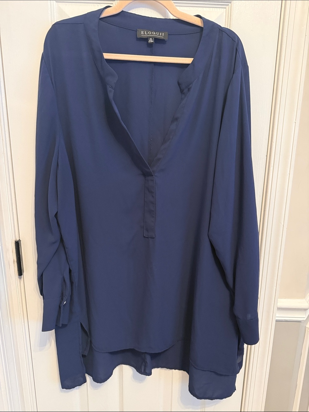 ELOQUII Navy Women's Plus Size Georgette Mandarin Collar Tunic Sz 24 - Picture 3 of 6